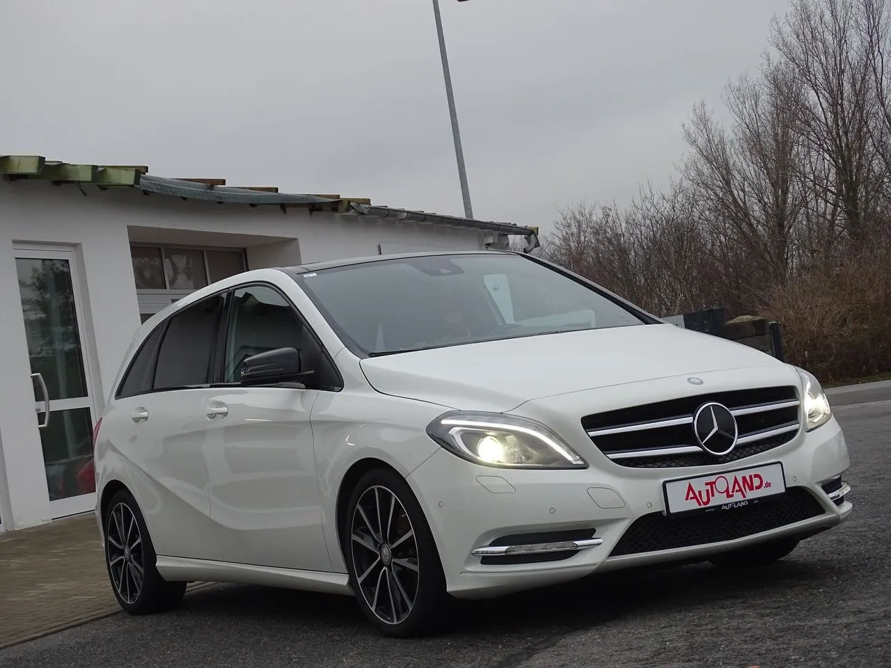 Mercedes-Benz B-Klasse B200 Urban...  Image 6