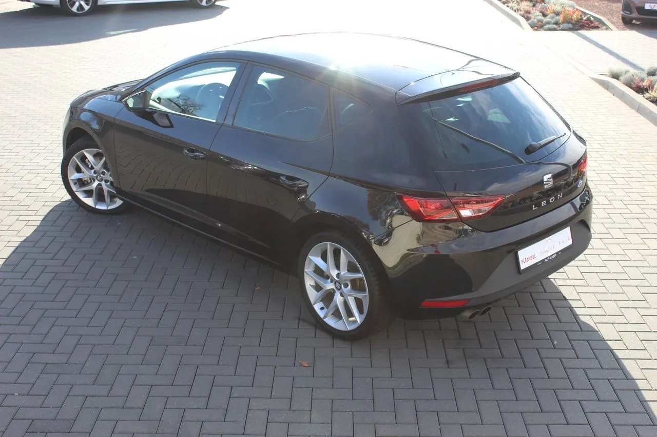 Seat Leon 1.8 TSI FR DSG...  Image 7