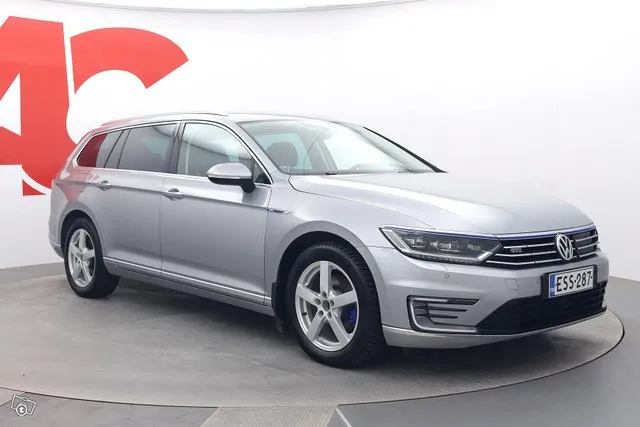 Volkswagen Passat Variant GTE Plug-In Hybrid 160 kW (218 hv) Image 7